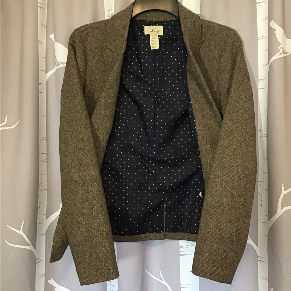 Blazer - Picture 2 of 7